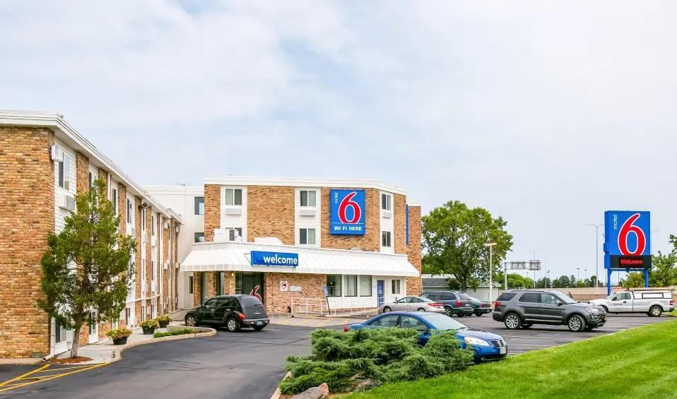 Motel 6 Minneapolis Airport - Mall Of America Exteriör bild