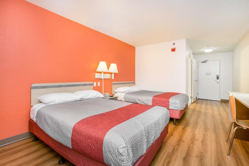 Motel 6 Minneapolis Airport - Mall Of America Exteriör bild