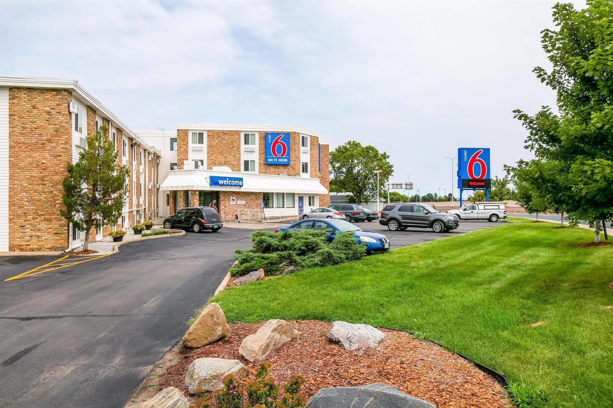 Motel 6 Minneapolis Airport - Mall Of America Exteriör bild