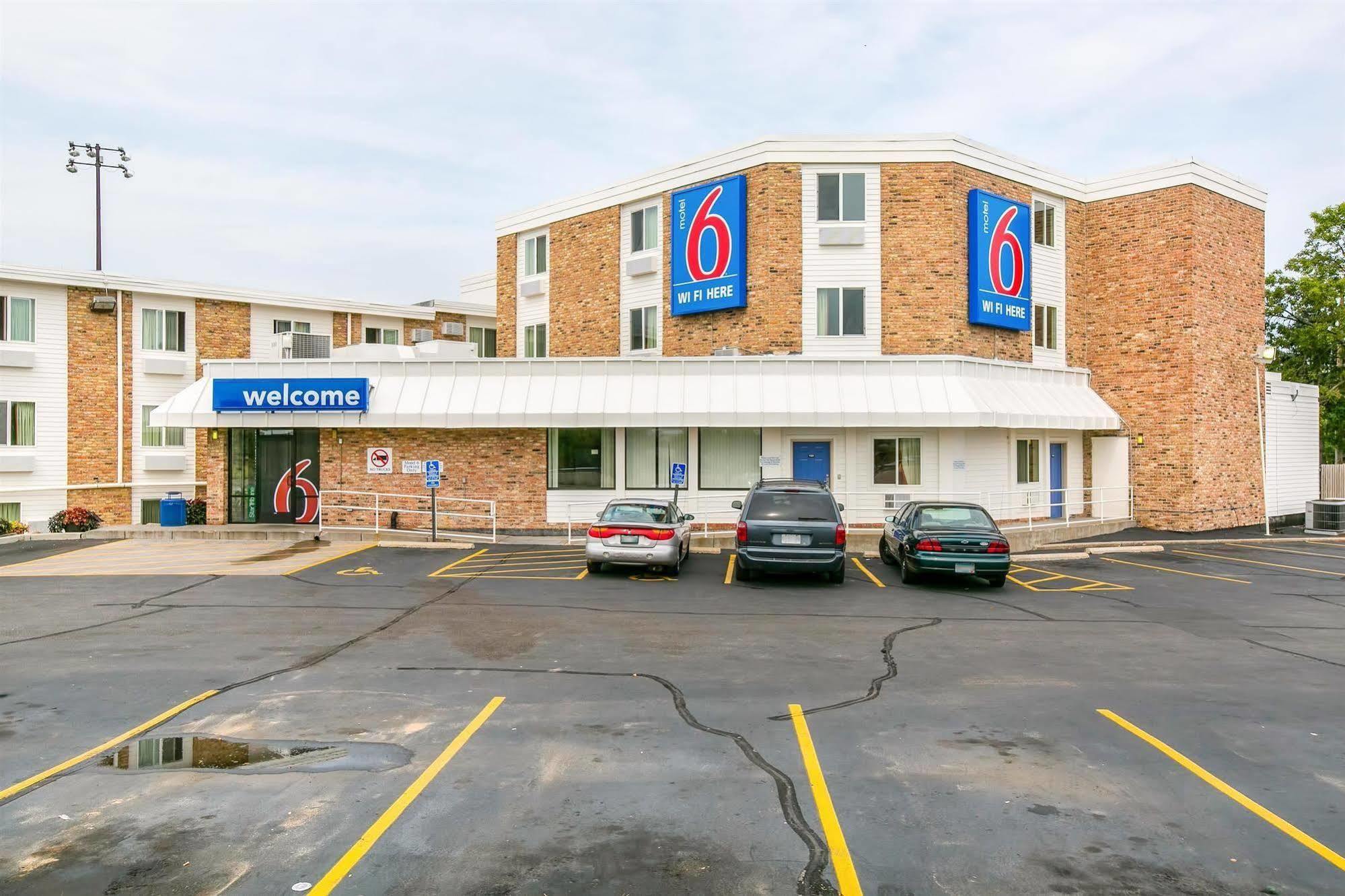 Motel 6 Minneapolis Airport - Mall Of America Exteriör bild