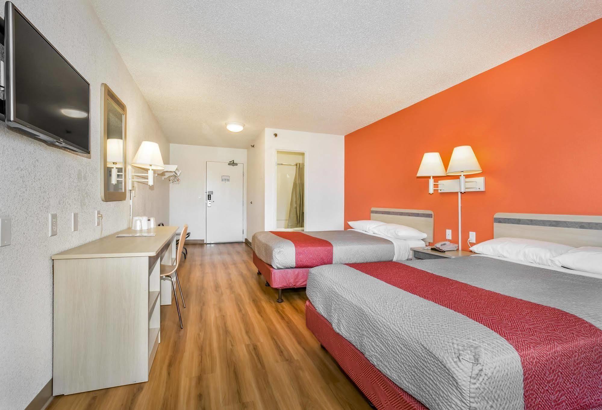 Motel 6 Minneapolis Airport - Mall Of America Exteriör bild