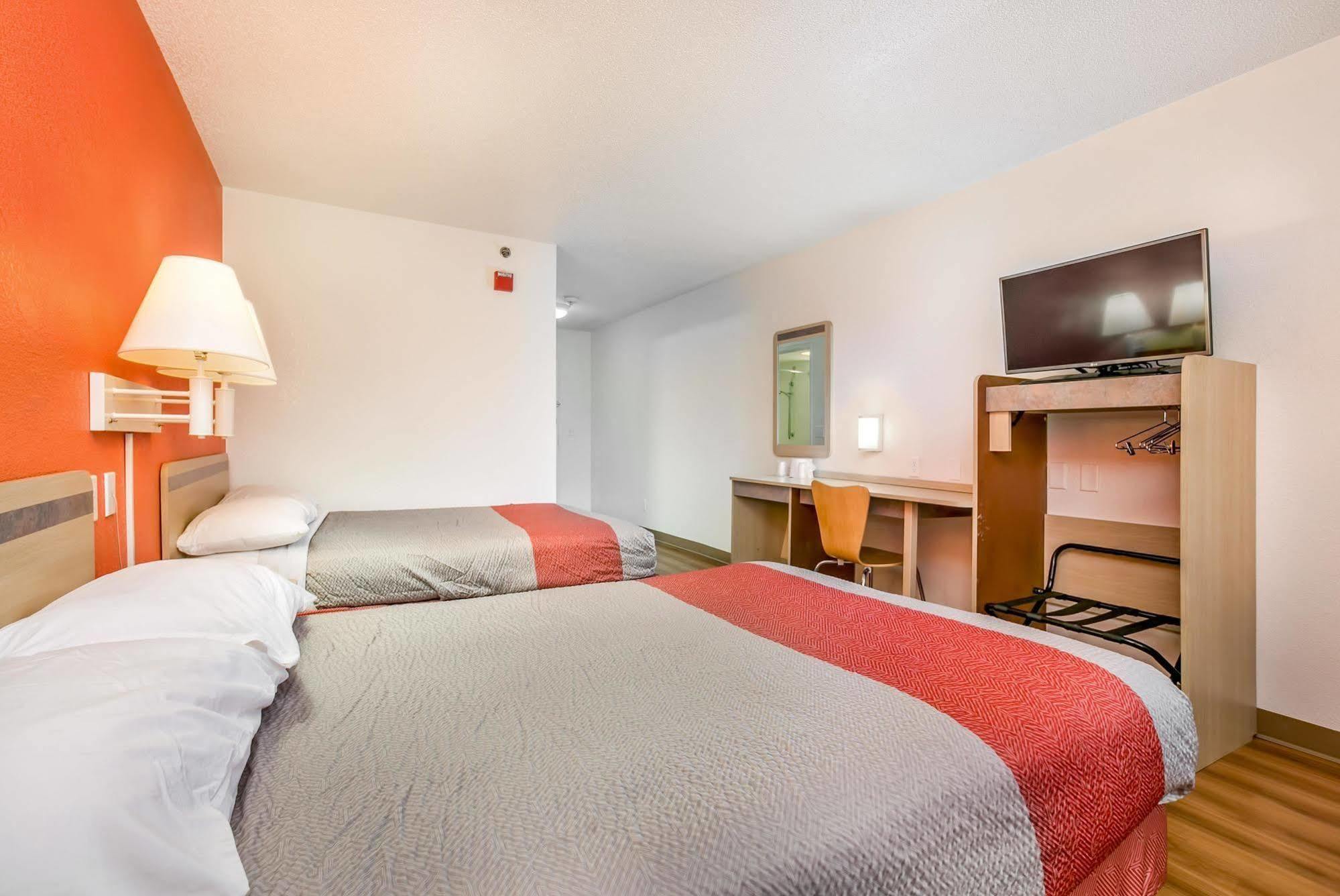 Motel 6 Minneapolis Airport - Mall Of America Exteriör bild